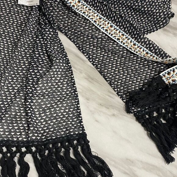 Xhilaration‎ Black White Kimono Cardigan Boho Fringe Trim Size M - Picture 9 of 13